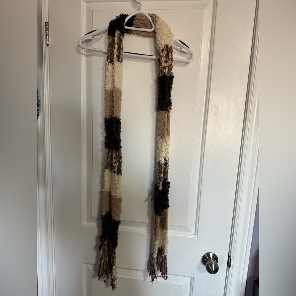 Scarf - 5 for $25 for items marked with ⭐️